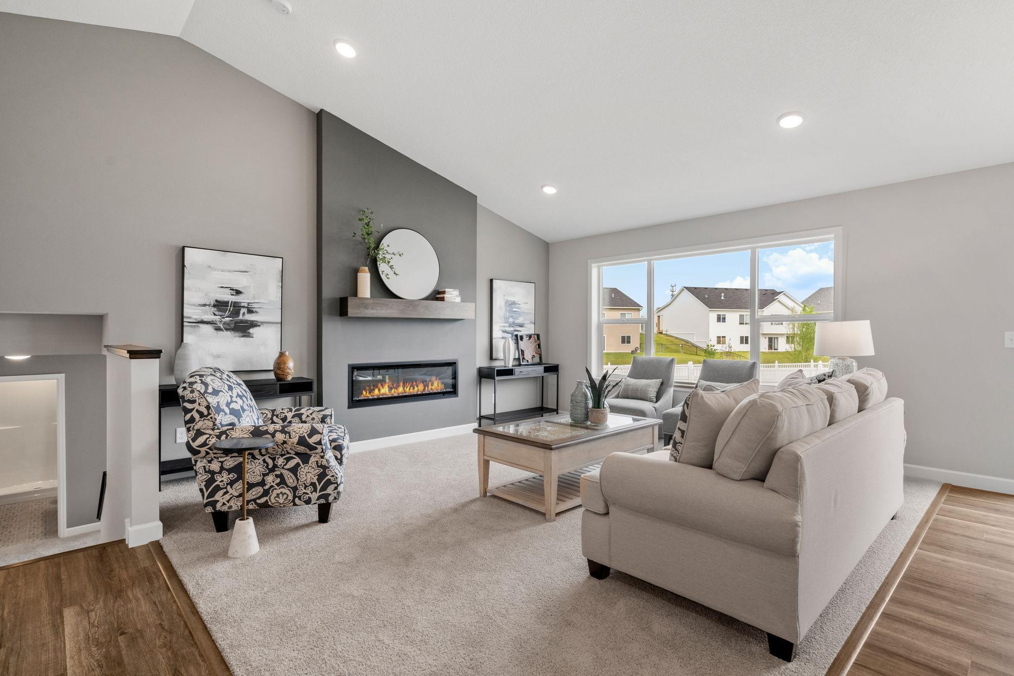 5. Living Room 2.jpg