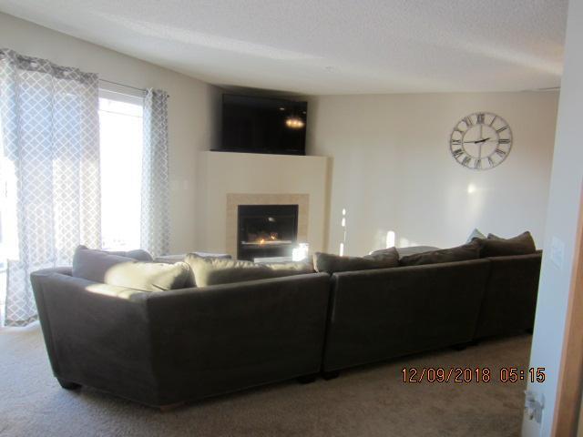 Living Room.JPG