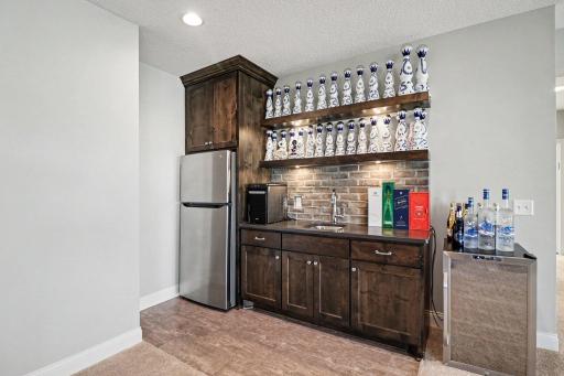 6325 Yuma Lane N, Maple Grove, MN 55311