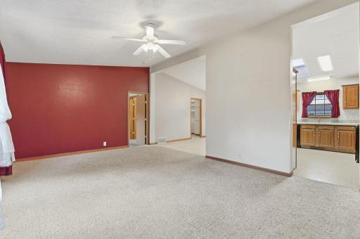 1027 Prairie Circle, Menomonie, WI 54751