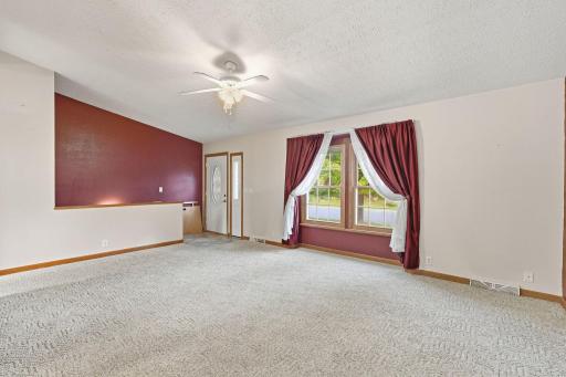 1027 Prairie Circle, Menomonie, WI 54751