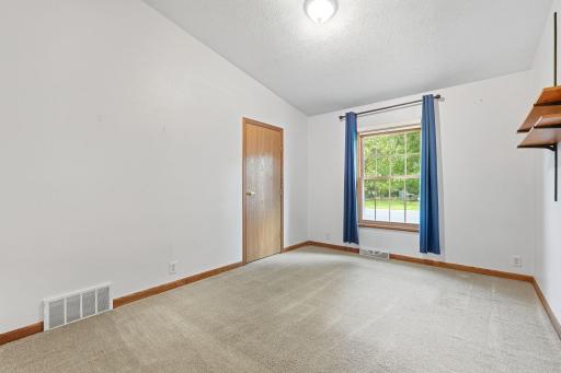 1027 Prairie Circle, Menomonie, WI 54751