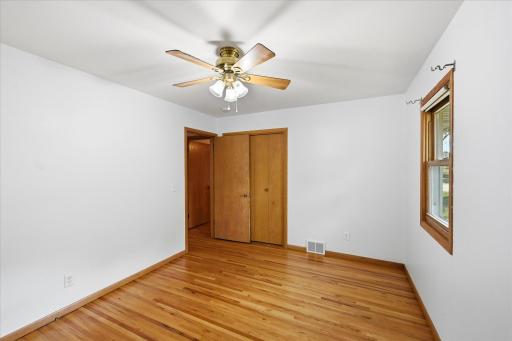 149 49th Avenue NE, Fridley, MN 55421