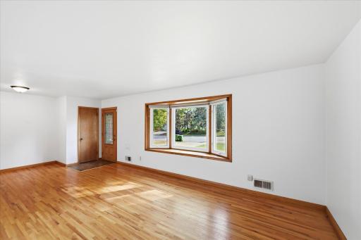 149 49th Avenue NE, Fridley, MN 55421
