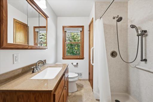 149 49th Avenue NE, Fridley, MN 55421