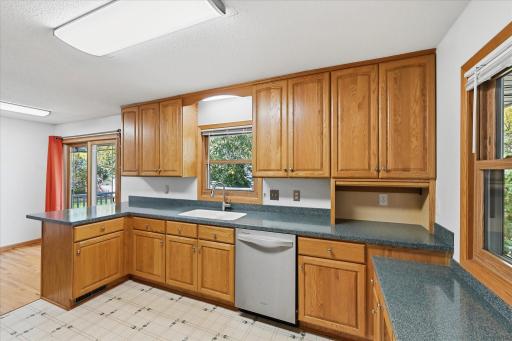 149 49th Avenue NE, Fridley, MN 55421