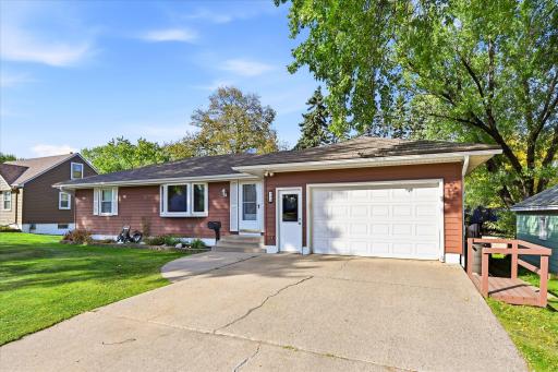 149 49th Avenue NE, Fridley, MN 55421