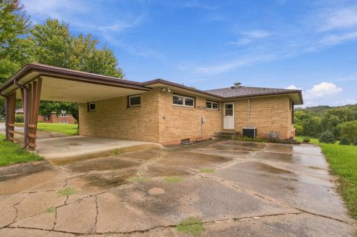 824 Brown Street, Jackson, MN 56143
