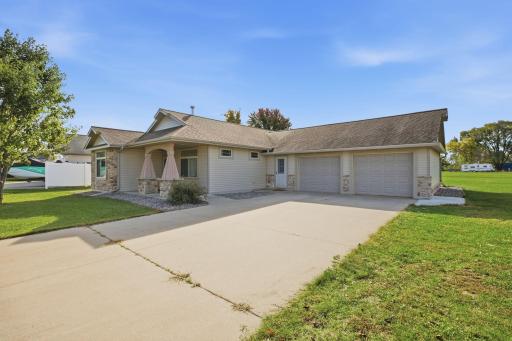 521 1st Street SE, Richmond, MN 56368