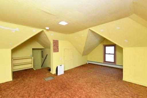 309 1st Avenue E, Abercrombie, ND 58001