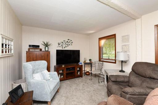 309 1st Avenue E, Abercrombie, ND 58001