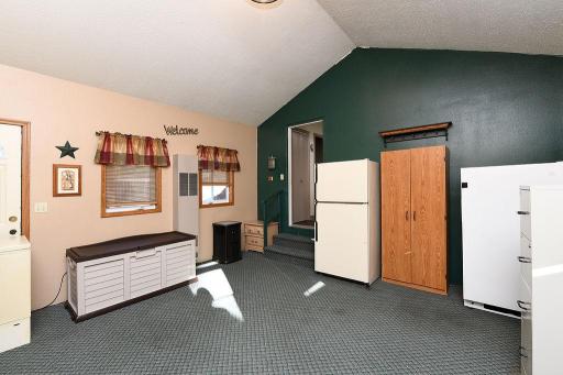 309 1st Avenue E, Abercrombie, ND 58001