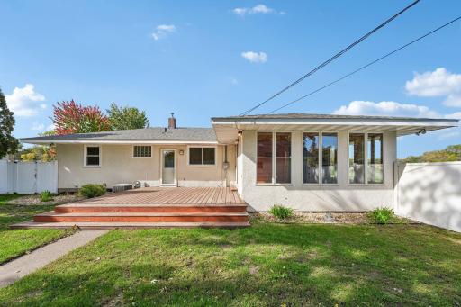 585 9th Street N, Bayport, MN 55003