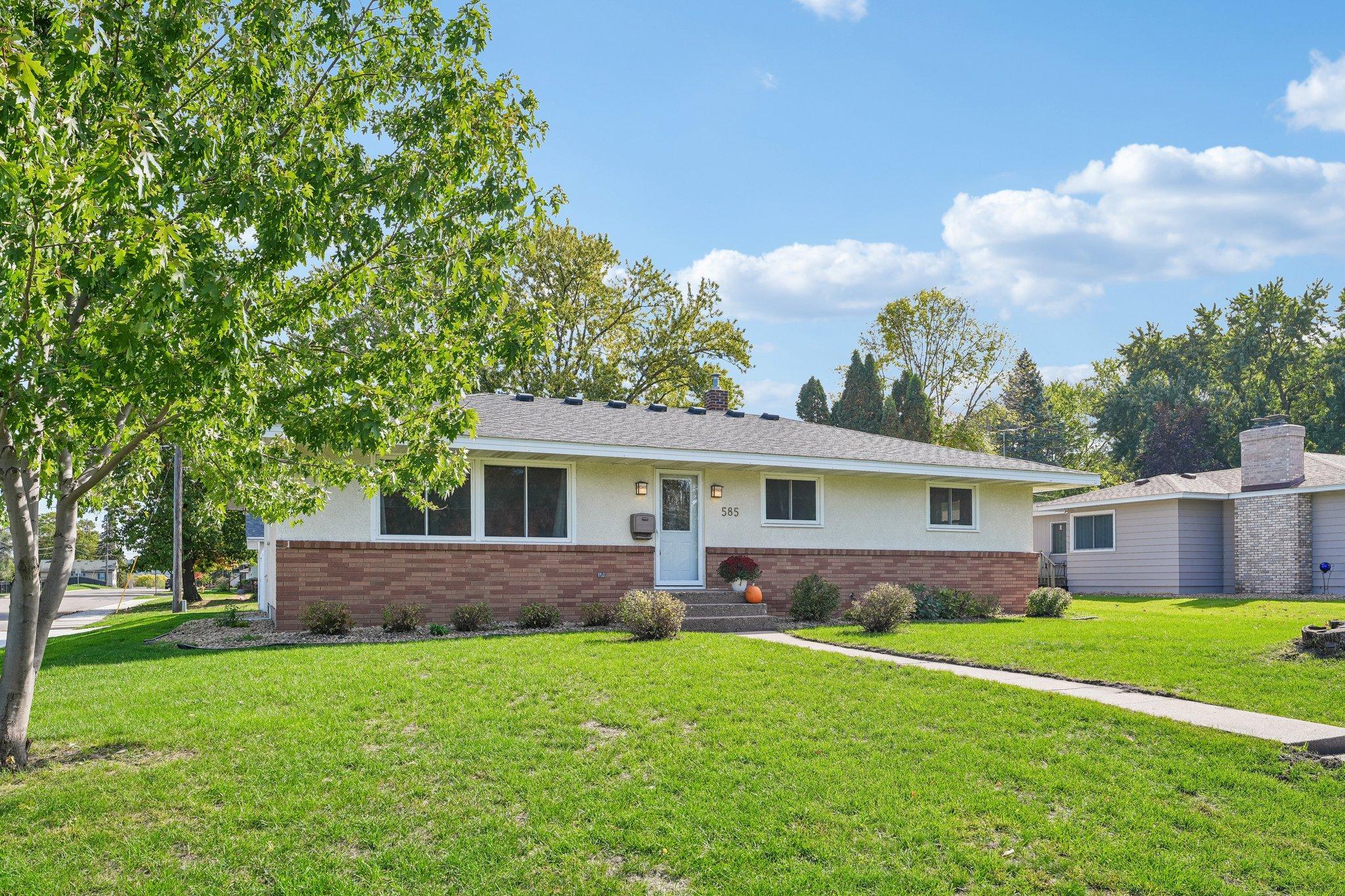 Property photo for 585 9th Street N, Bayport, MN 55003