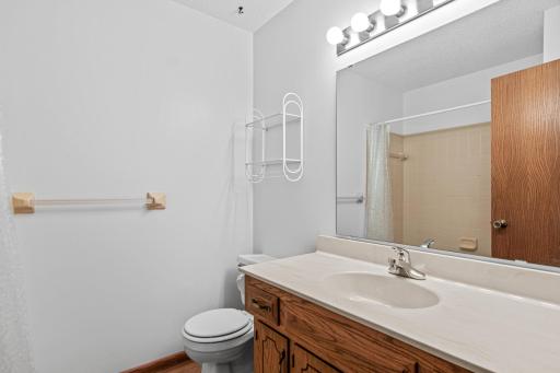 7400 W 112th Street, Bloomington, MN 55438