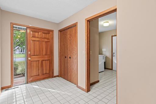 7400 W 112th Street, Bloomington, MN 55438