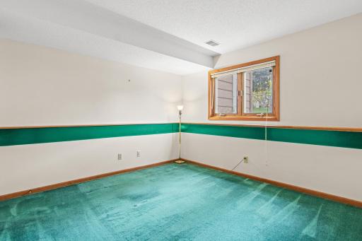 7400 W 112th Street, Bloomington, MN 55438
