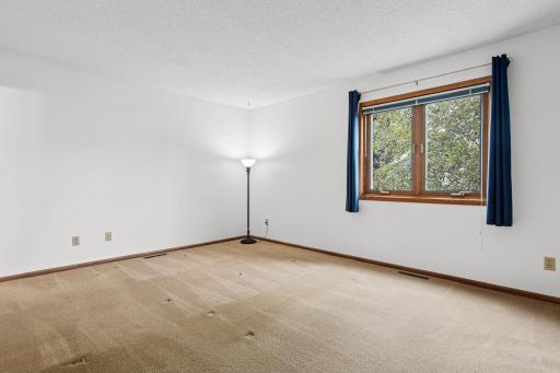 7400 W 112th Street, Bloomington, MN 55438