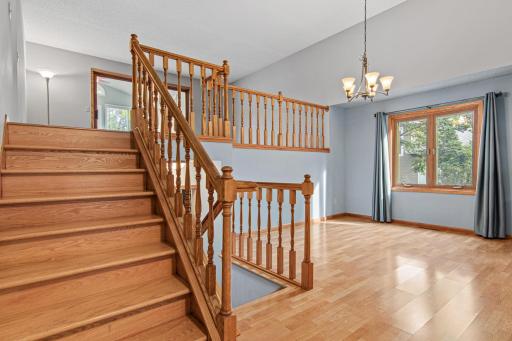 7400 W 112th Street, Bloomington, MN 55438