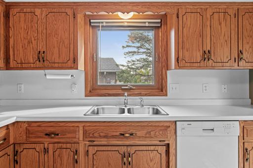 7400 W 112th Street, Bloomington, MN 55438