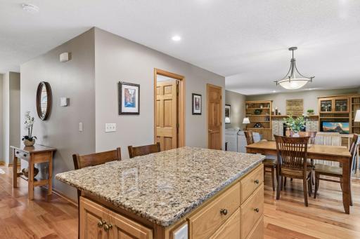 1440 Clippership Bay, Woodbury, MN 55125