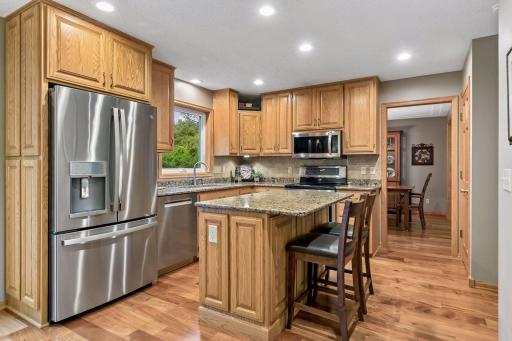 1440 Clippership Bay, Woodbury, MN 55125