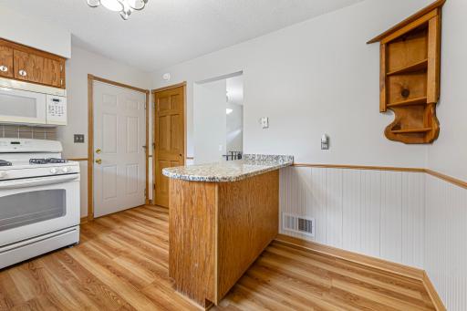 2033 Bluestone Lane, Eagan, MN 55122