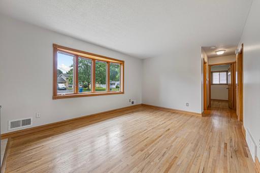 2033 Bluestone Lane, Eagan, MN 55122