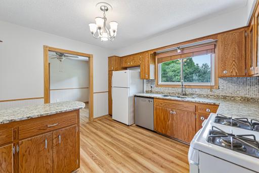 2033 Bluestone Lane, Eagan, MN 55122