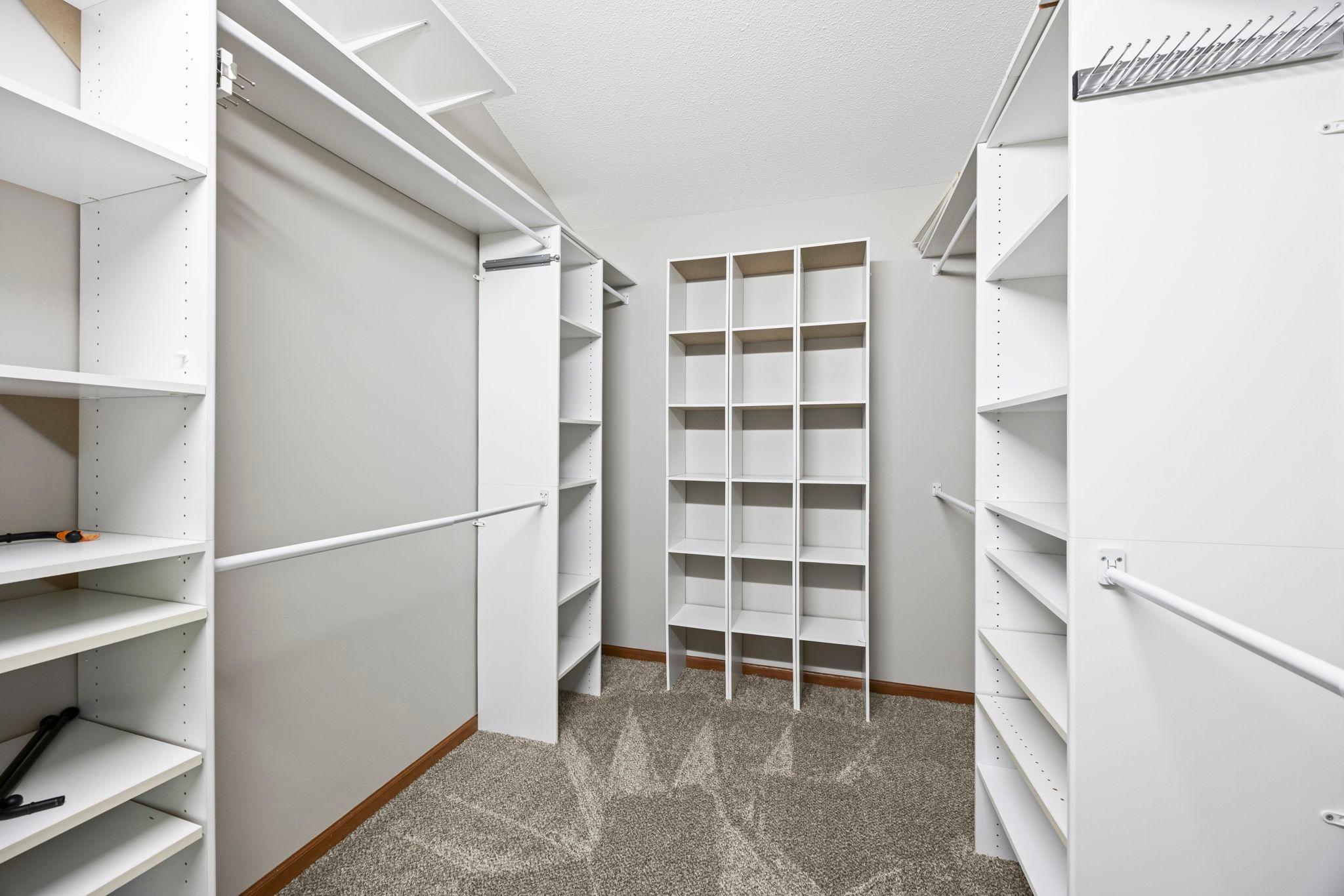 34-web-or-mls-1762 Drake Dr-114.jpg