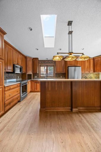 1762 Drake Drive, Eagan, MN 55122