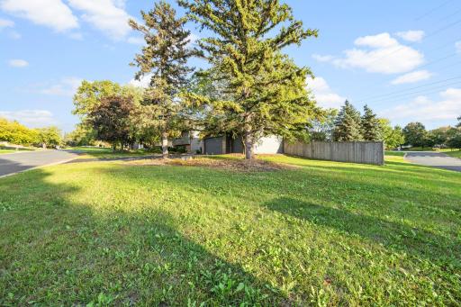 1762 Drake Drive, Eagan, MN 55122