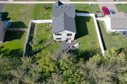 38377 Hunters Ridge Trail, North Branch, MN 55056