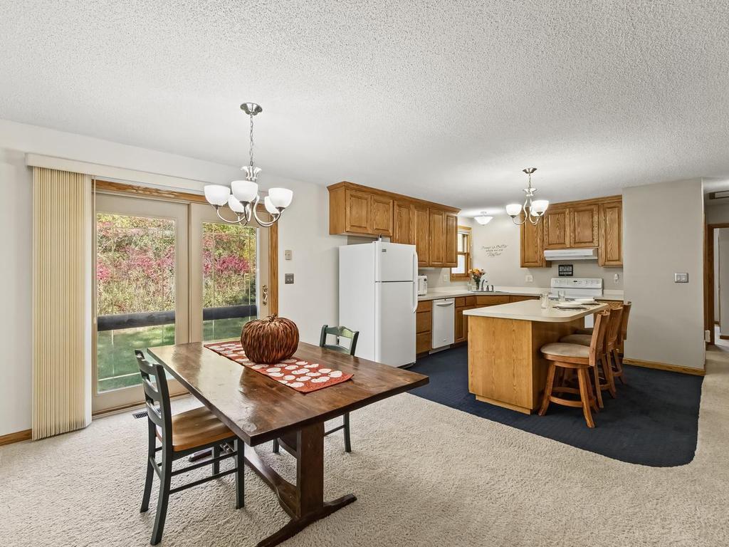017-032-Kitchen-1024x768.jpg