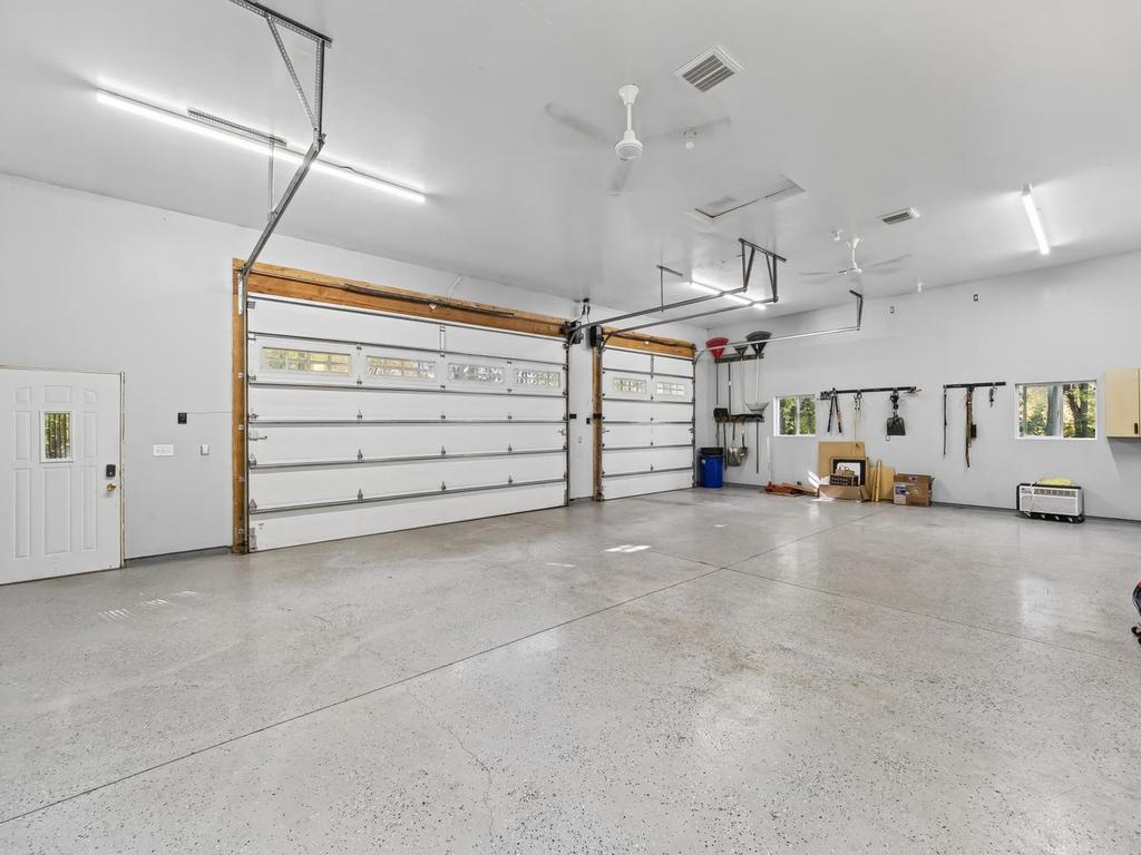 029-014-Garage-1024x768.jpg