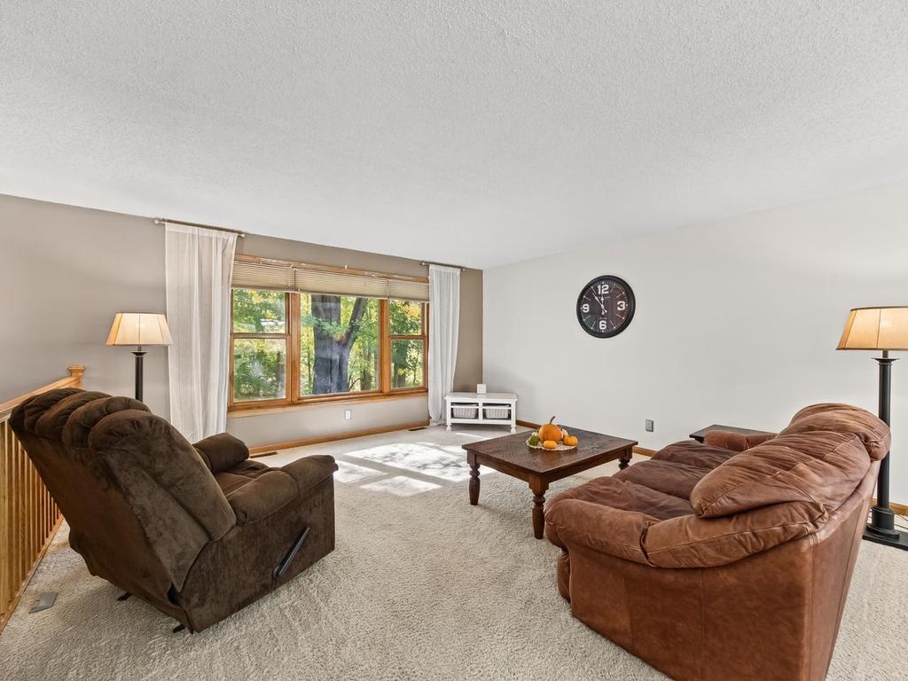 012-012-Living Room-1024x768.jpg