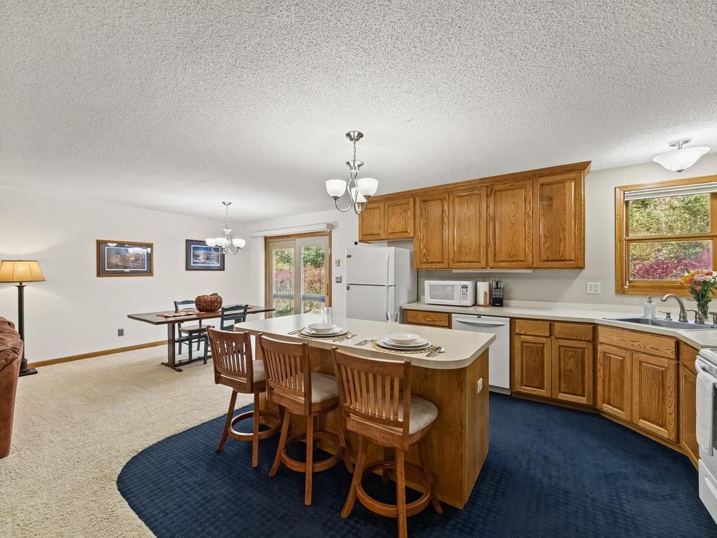 016-022-Kitchen-1024x768.jpg