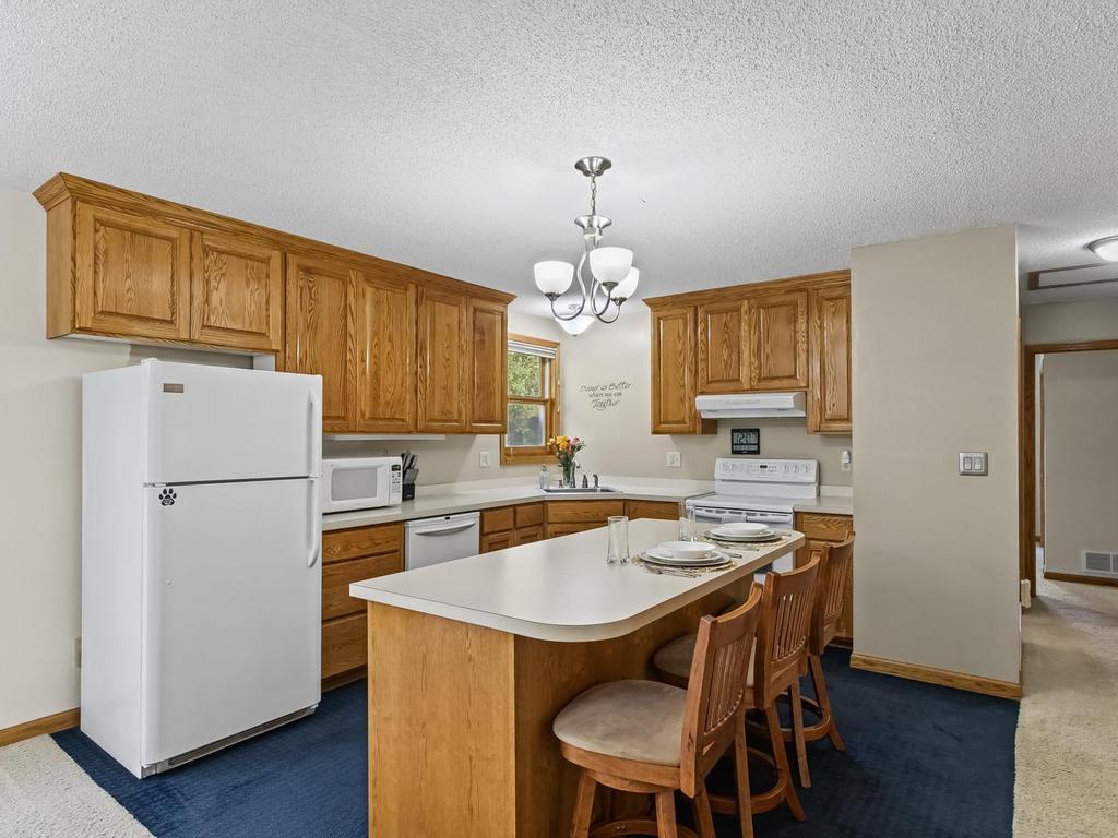 018-019-Kitchen-1024x768.jpg
