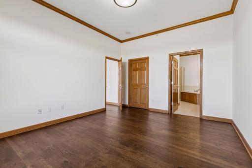 1776 Stieger Lake Lane, 409, Victoria, MN 55386