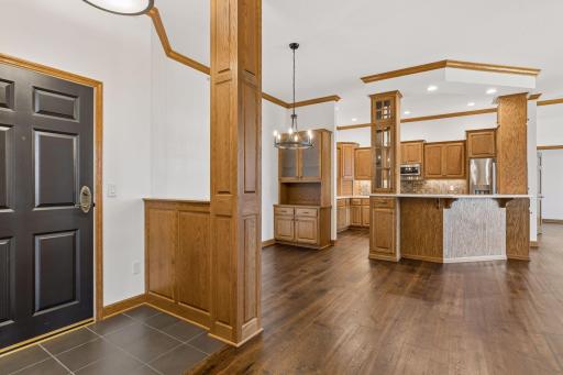 1776 Stieger Lake Lane, 409, Victoria, MN 55386