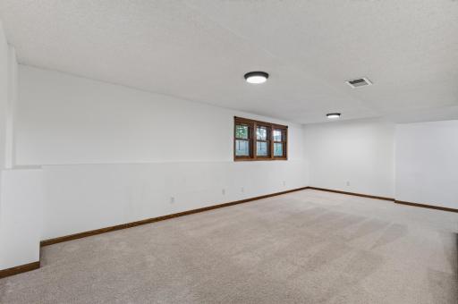 4088 146th Lane NW, Andover, MN 55304