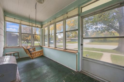 47 Center Street, West Fargo, ND 58078
