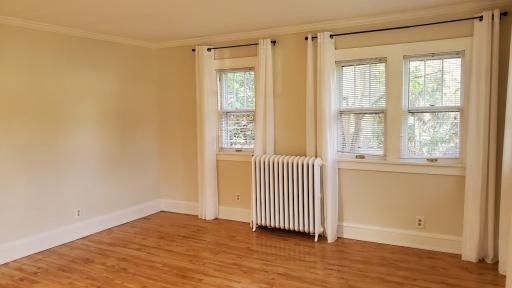 2128 Bush Avenue E, Saint Paul, MN 55119