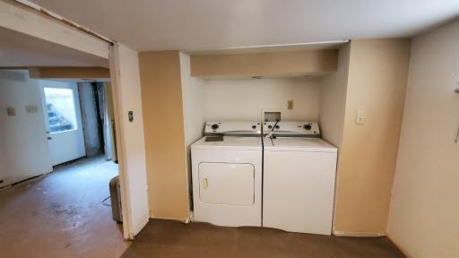 2128 Bush Avenue E, Saint Paul, MN 55119