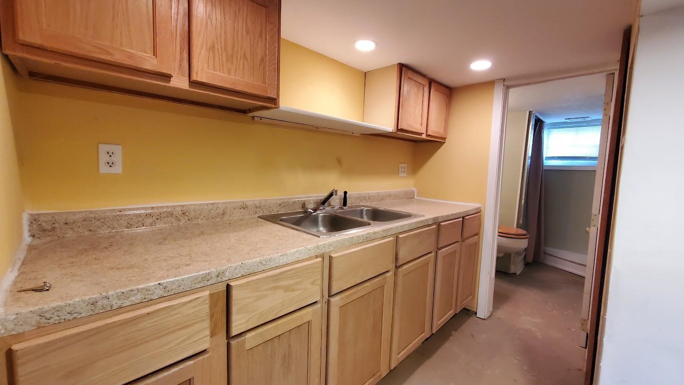 lower level kitchenette