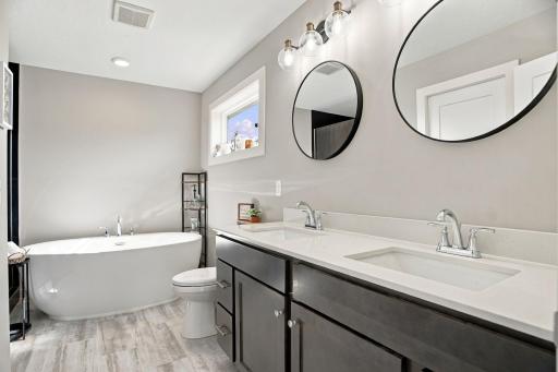 11411 Latham Lane, Chisago City, MN 55013