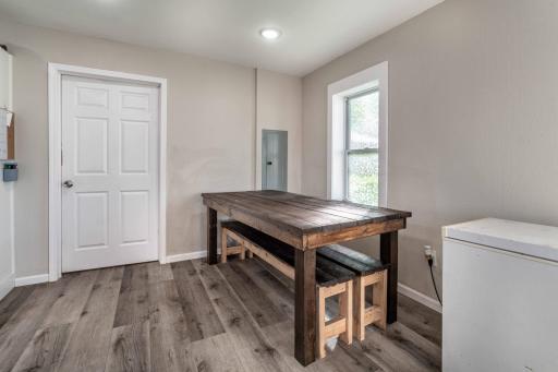 514 E Hampden Avenue, Fergus Falls, MN 56537
