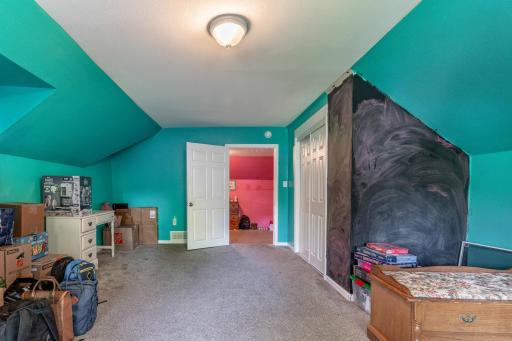 514 E Hampden Avenue, Fergus Falls, MN 56537