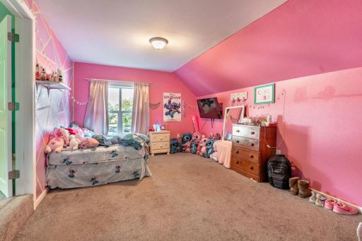 514 E Hampden Avenue, Fergus Falls, MN 56537