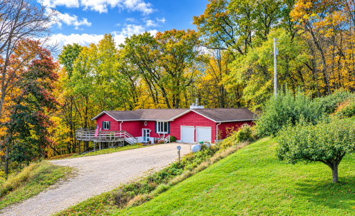 29651 County 5, Wykoff, MN 55990